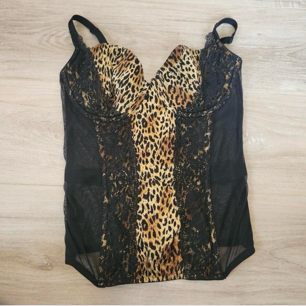 Victoria’s Secret Leopard Print Lace Corset Top